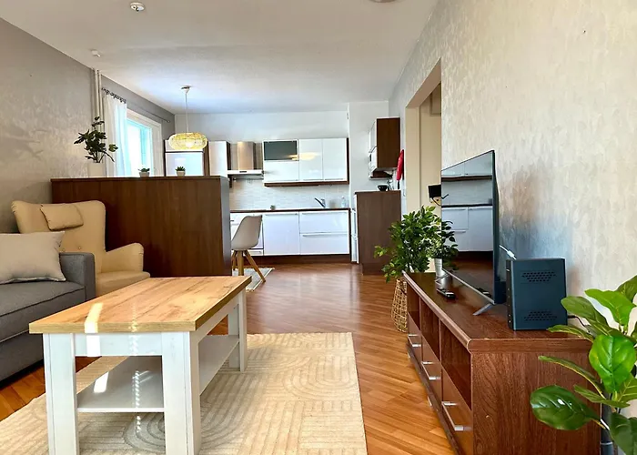 Iso Saunallinen Kaksio Laehellae Keskustaa